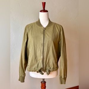 J CREW Women’s Cotton Bomber Jacket in Olive Green Size Large